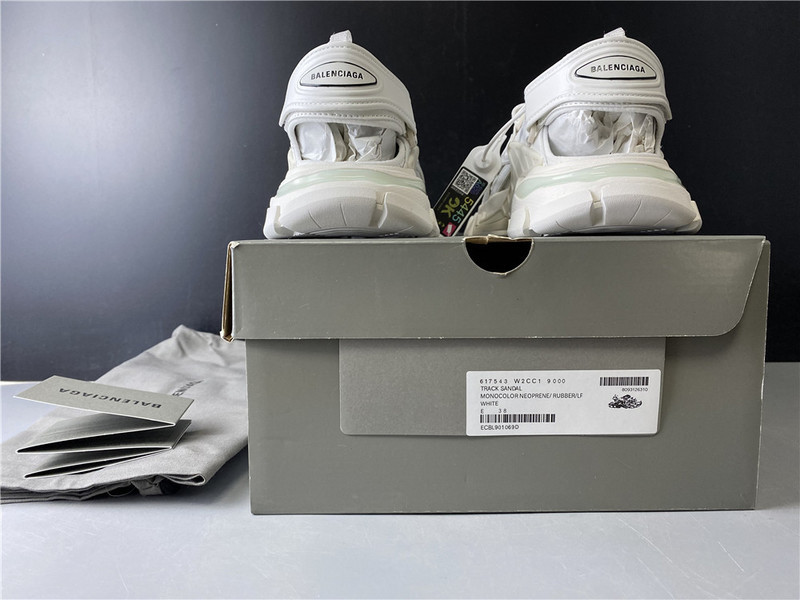 Ba*len*cia*ga track sandal monocolor neoprene/rubber white 617543 w2cc1 9000