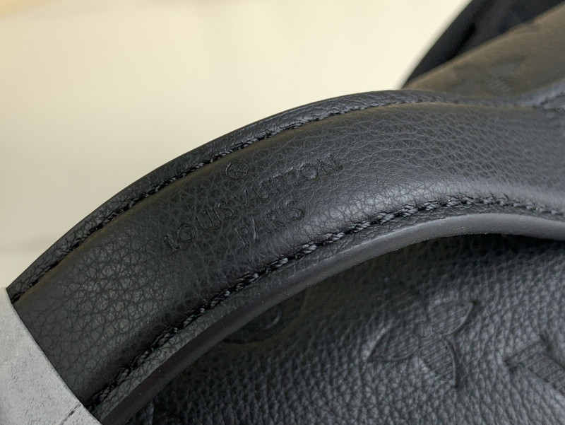 l0vis Vvtt0n rush bumbag-30*15*8cm