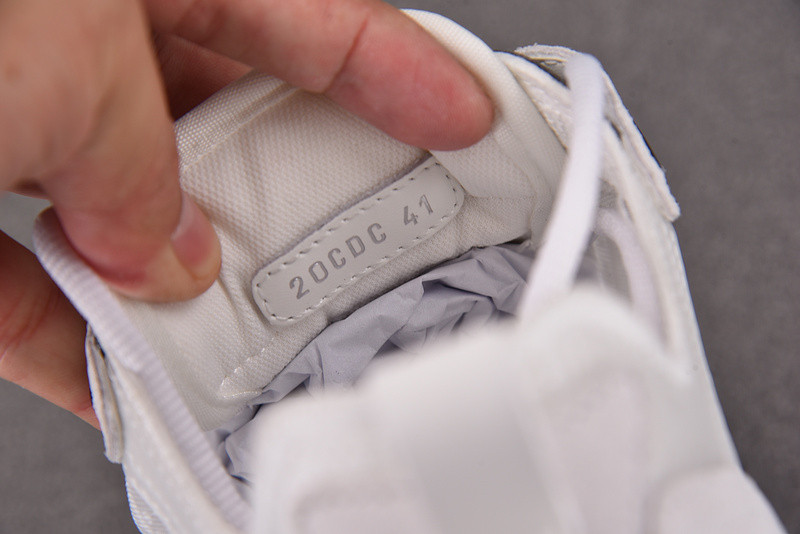 D10r B25 Oblique Runner Sneaker