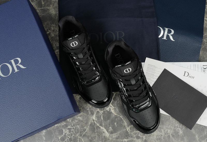 D10r sneakers
