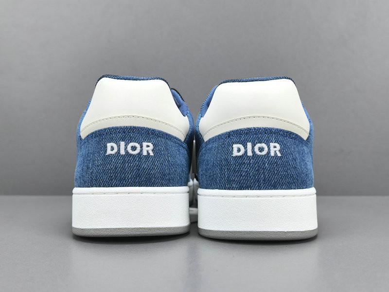 D10r sneakers