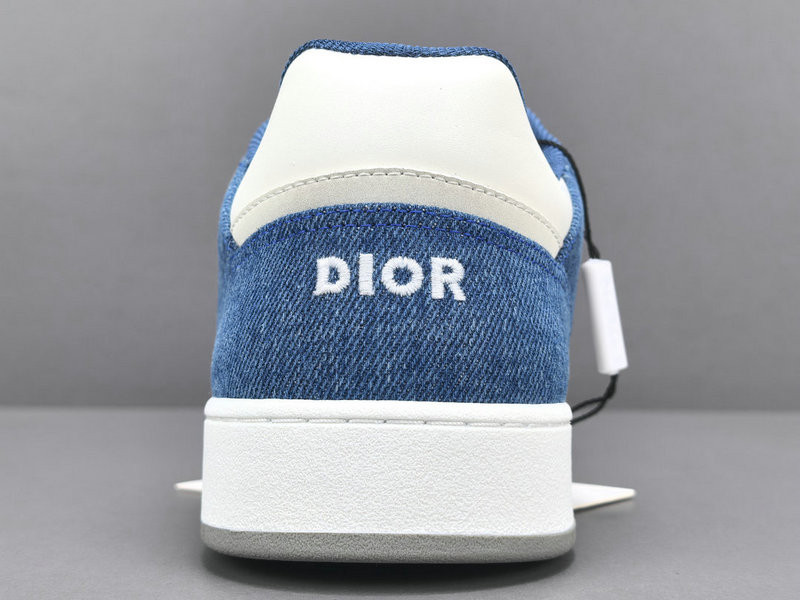 D10r sneakers