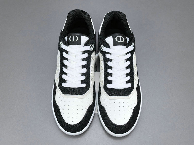 D10r sneakers