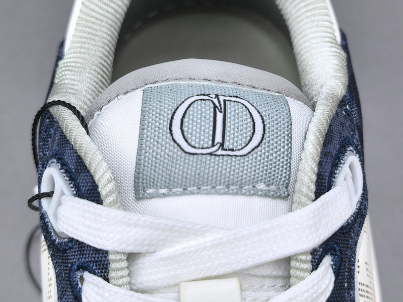 D10r sneakers