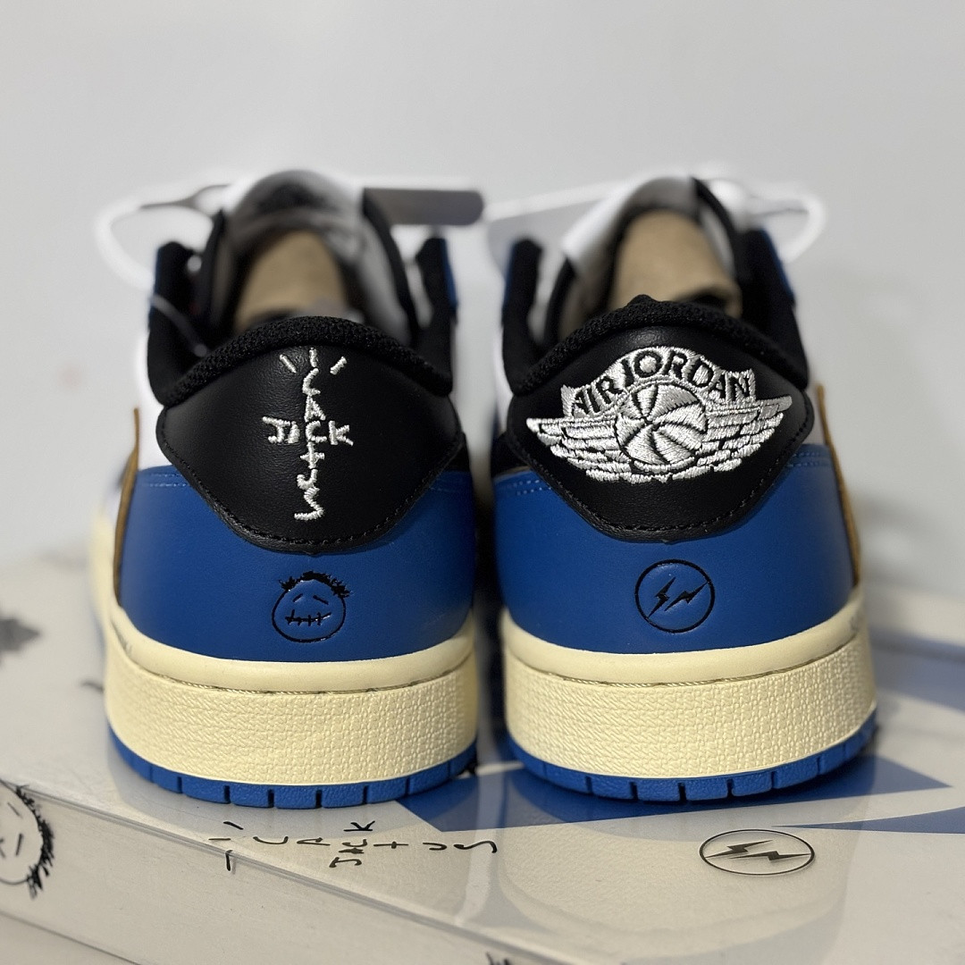 Travis Scott x Air Jordan 1 Low DM7866-141