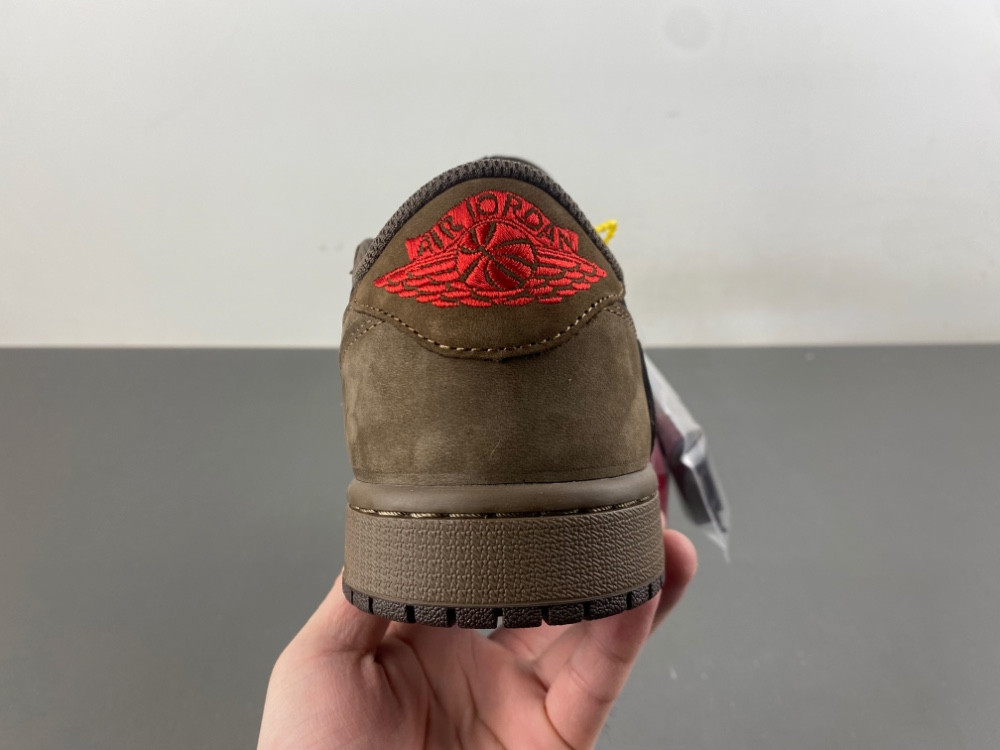 Jordan 1 Retro Low x Travis Scott Velvet Brown DM7866-202