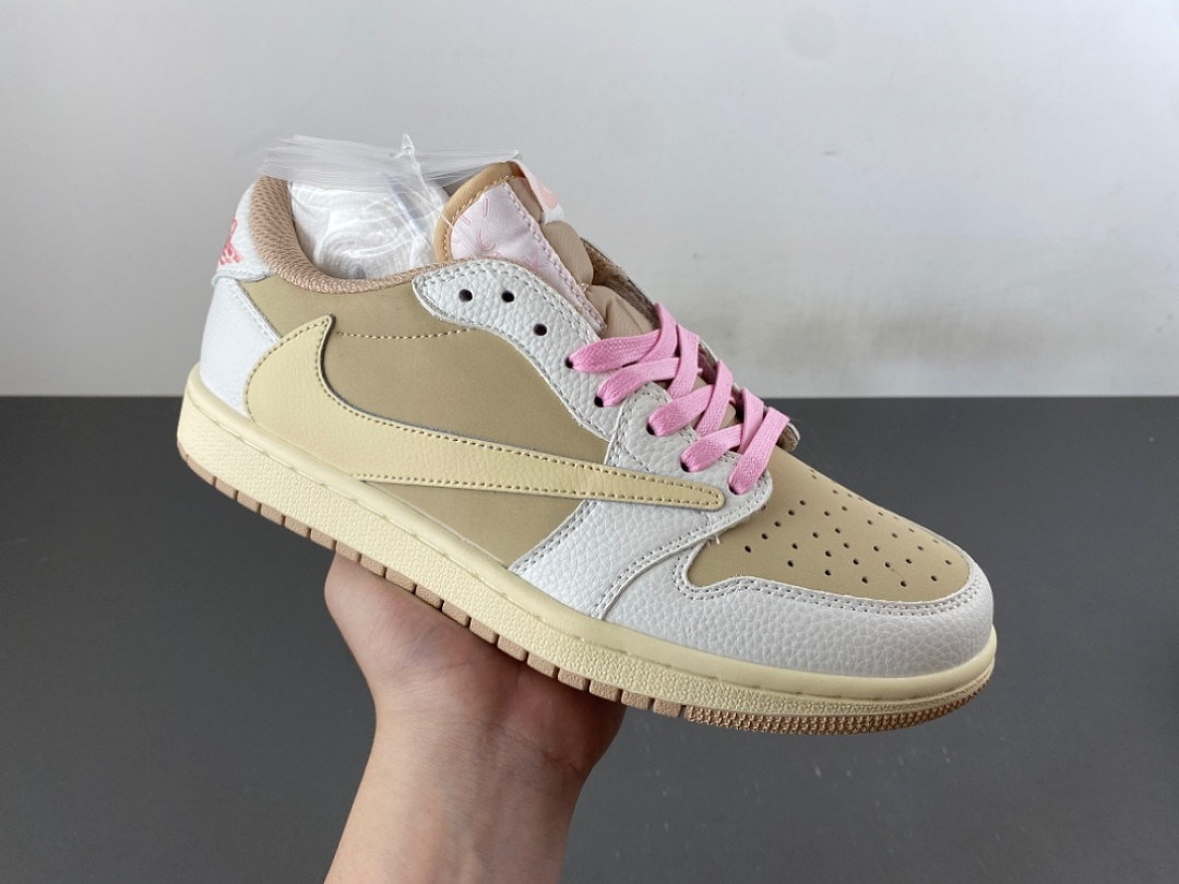 Travis Scott x Air Jordan 1 Low OG "Muslin" DM7866-106