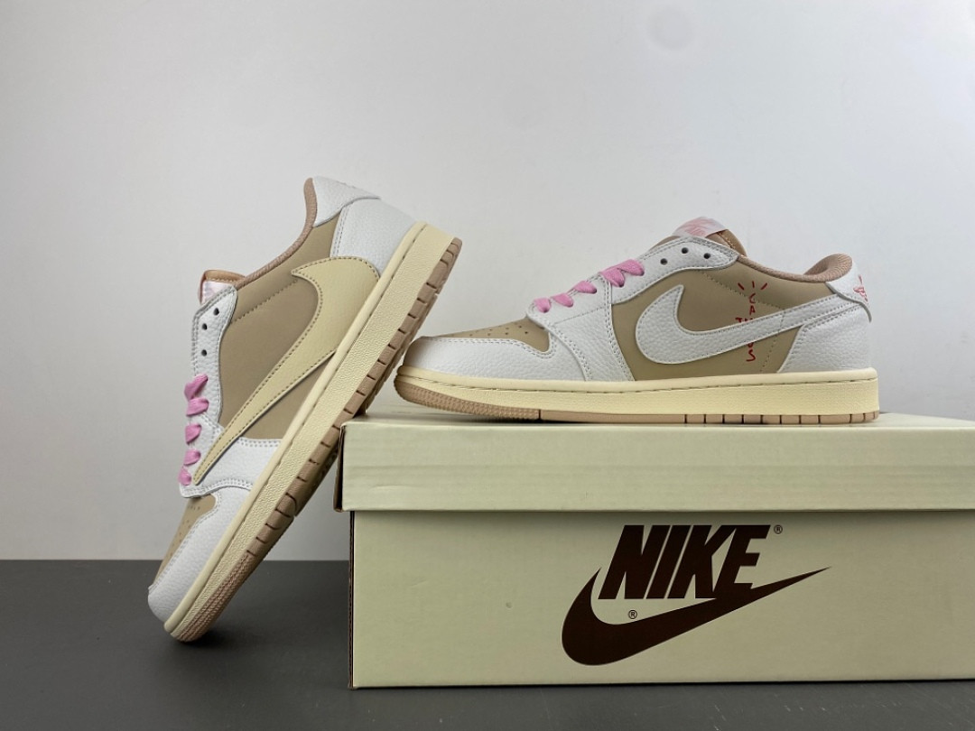 Travis Scott x Air Jordan 1 Low OG "Muslin" DM7866-106