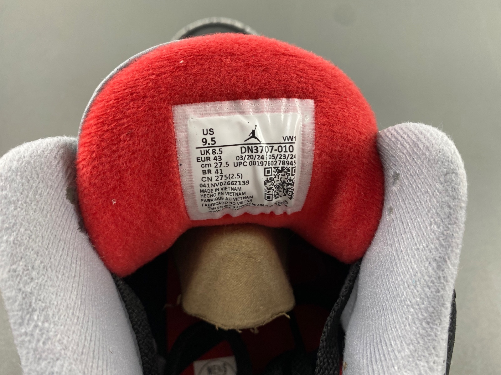 Air Jordan 3 Black Cement 2024 DN3707-010