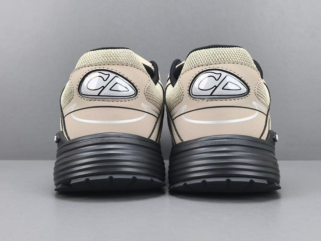 DR B30 SNEAKER