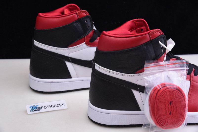 Air Jordan 1 Retro High Satin Snake Chicago CD0461-601