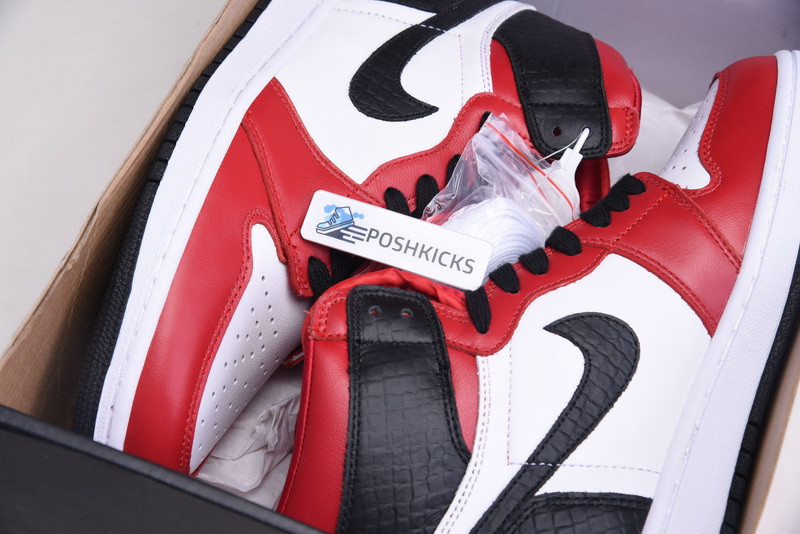 Air Jordan 1 Retro High Satin Snake Chicago CD0461-601