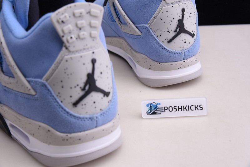 Jordan 4 Retro University Blue CT8527-400