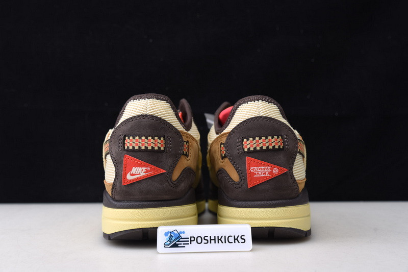 Travis Scott x MAX 1 DO9392-200