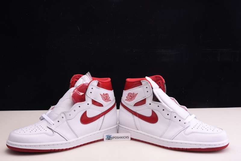 Jordan 1 Retro Metallic Red 555088-103