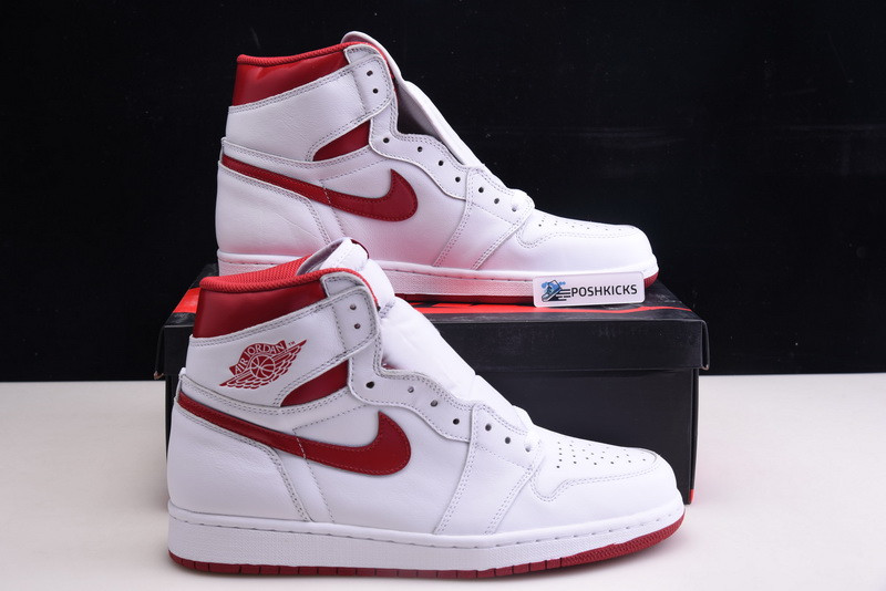 Jordan 1 Retro Metallic Red 555088-103
