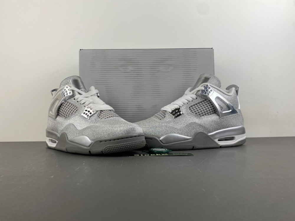 Michael Jackson Air Jordan 4 “Glitter Glove”