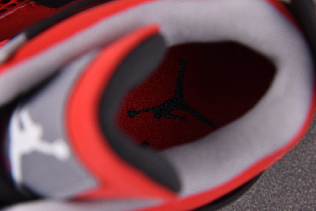 Air Jordan 4 “Toro Bravo” 2026 FQ8138-600
