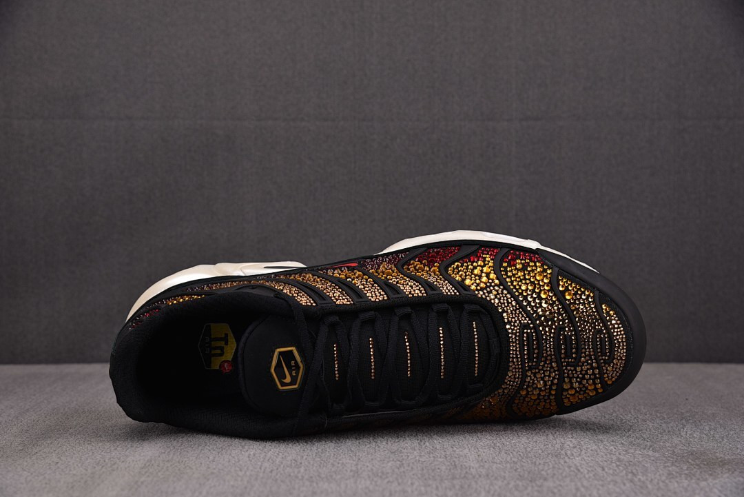 Swarovski x Nike Air Max Plus Sunset FZ9042-001