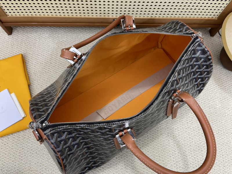 G09ard boston travel bag