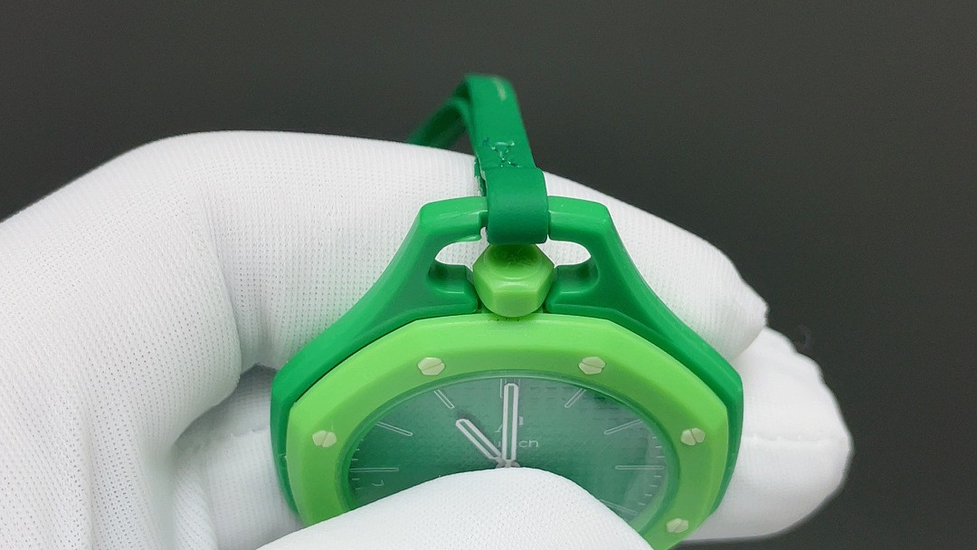 Swatch x Audemars P1g*et Royal Pop