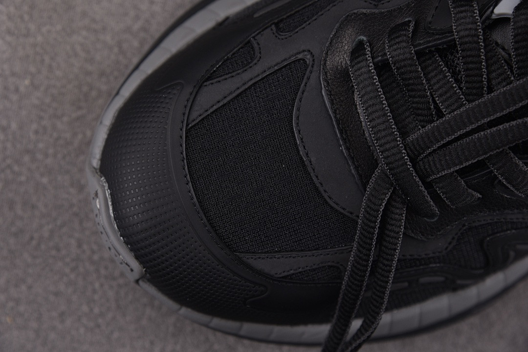 Gvc*1 2.0 Low Top Sneaker