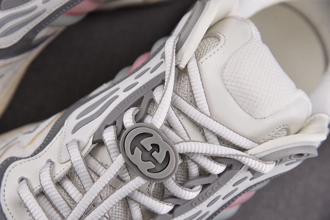 Gvc*1 2.0 Low Top Sneaker