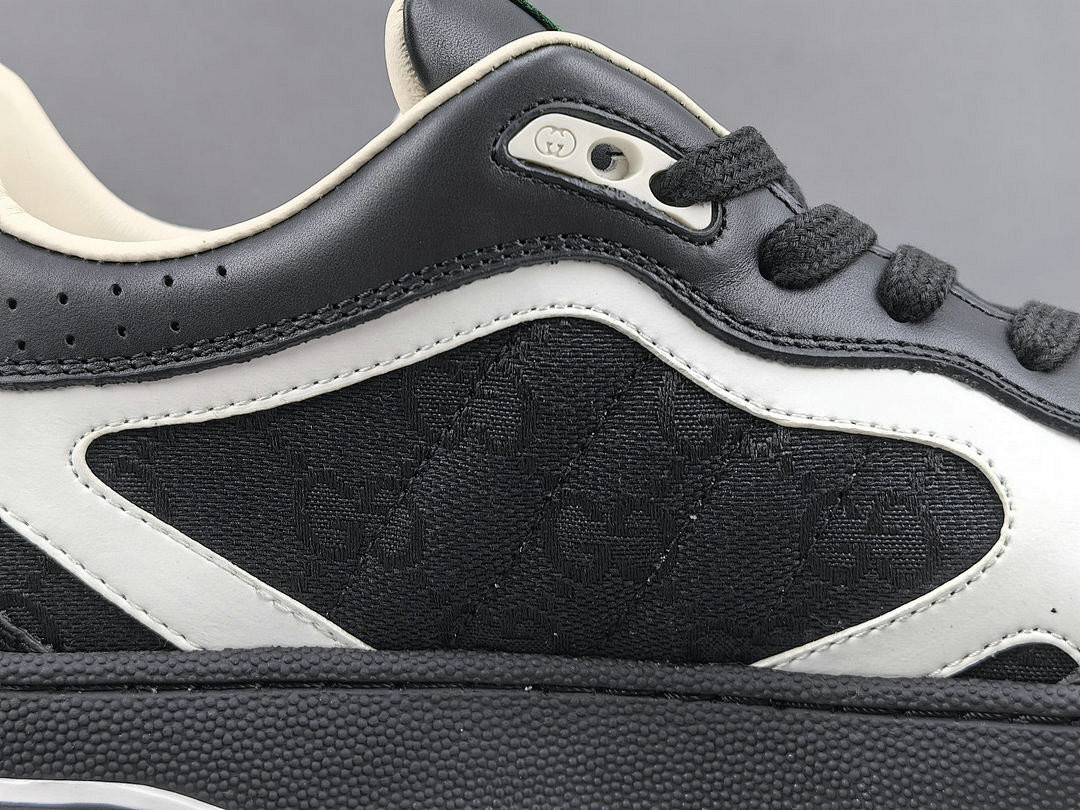 Gvc*1 Re-Web Sneakers