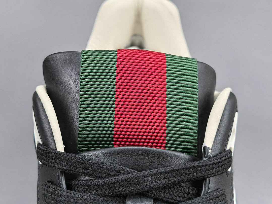 Gvc*1 Re-Web Sneakers