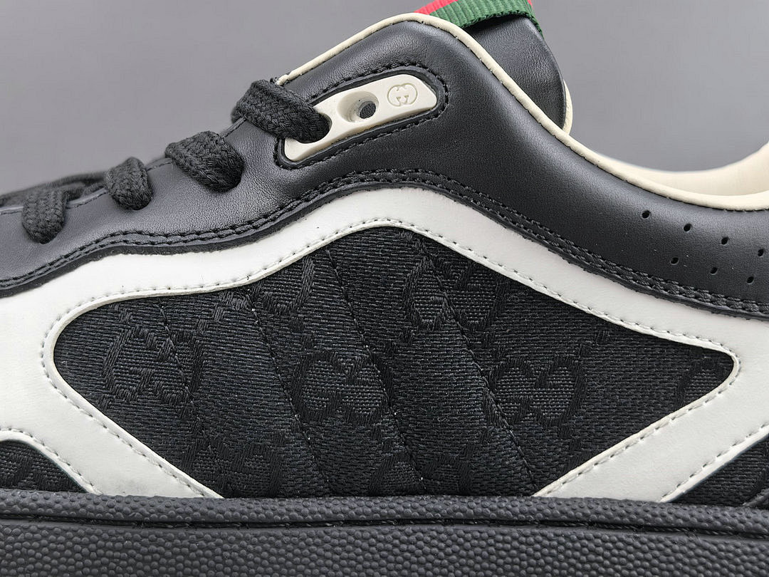 Gvc*1 Re-Web Sneakers