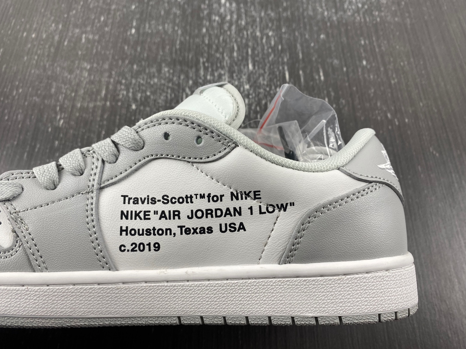 OFF-WHITE x Travis Scott x Air Jordan 1 OW DM7866-198