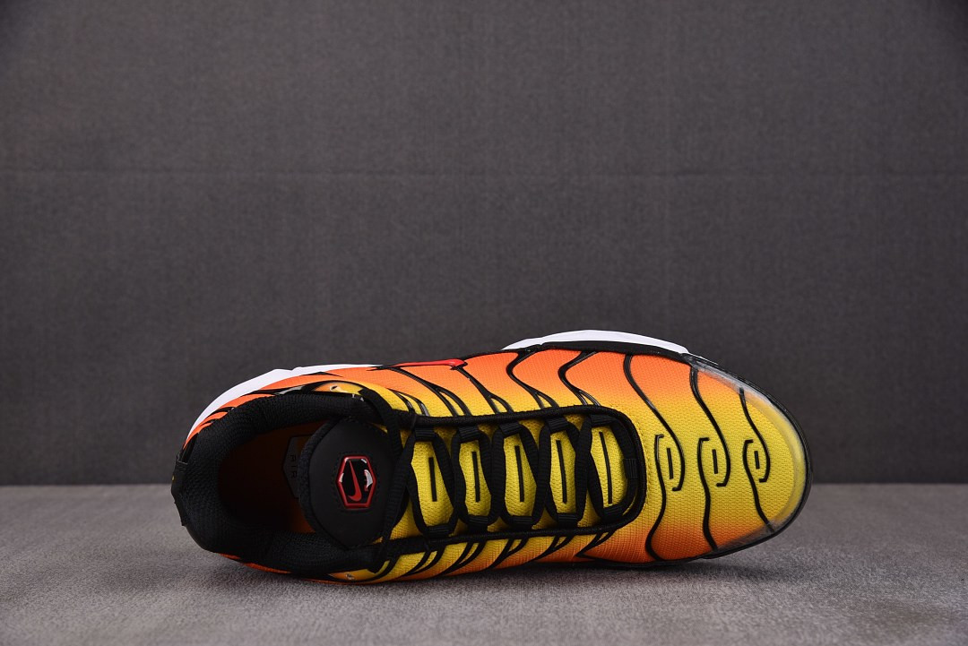 Nike Air Max Plus "Sunset" HF0552-001
