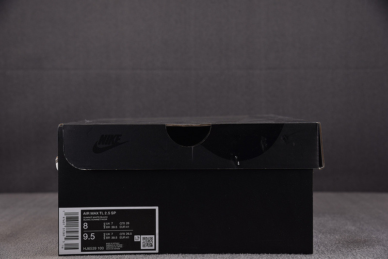 CDG Homme Plus x NK Air Max TL 2.5 Summit HJ6539-100