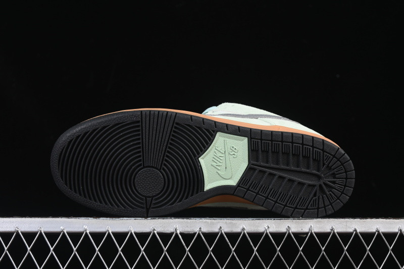 Nike SB Dunk Verdugo Mountain HQ1626-300