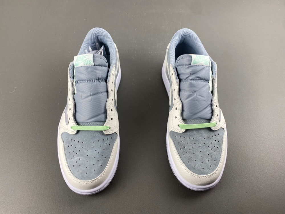 Travis Scott Jordan 1 Low Baby Blue HQ2004-400