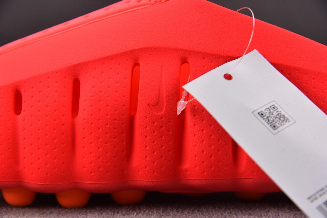 Nike Mind 001