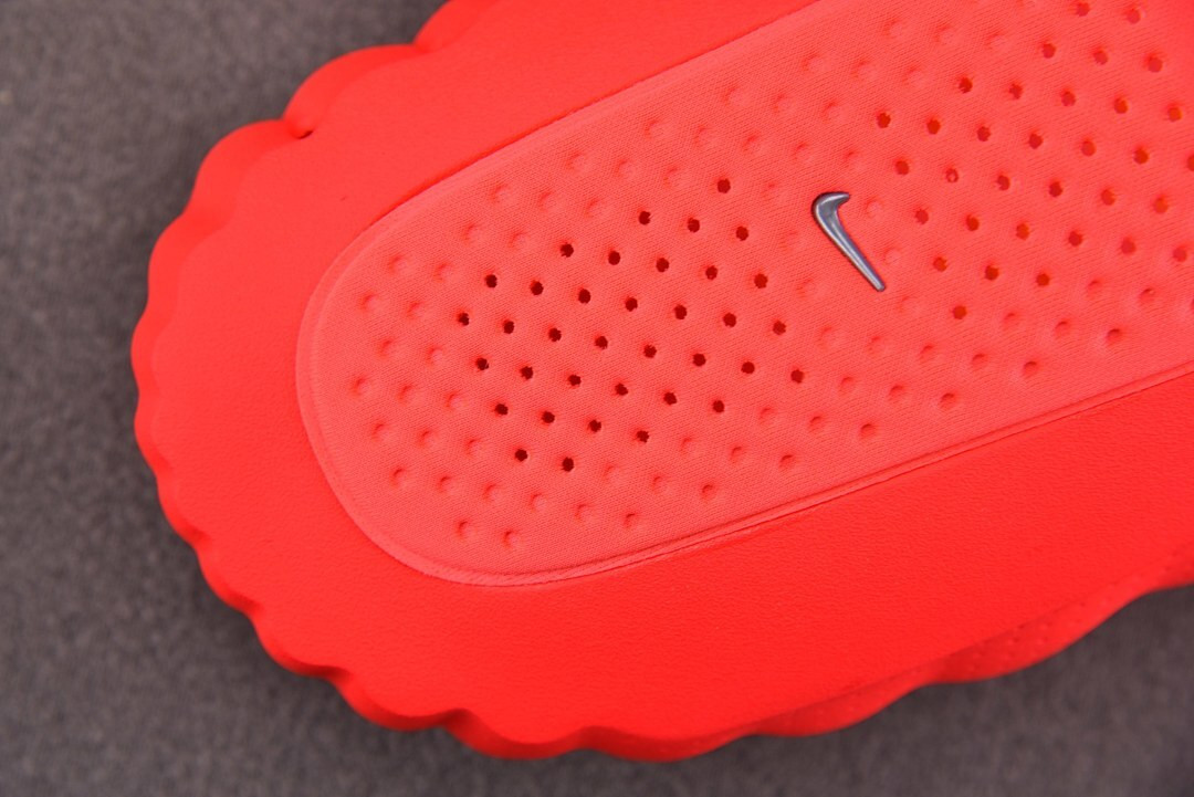 Nike Mind 001