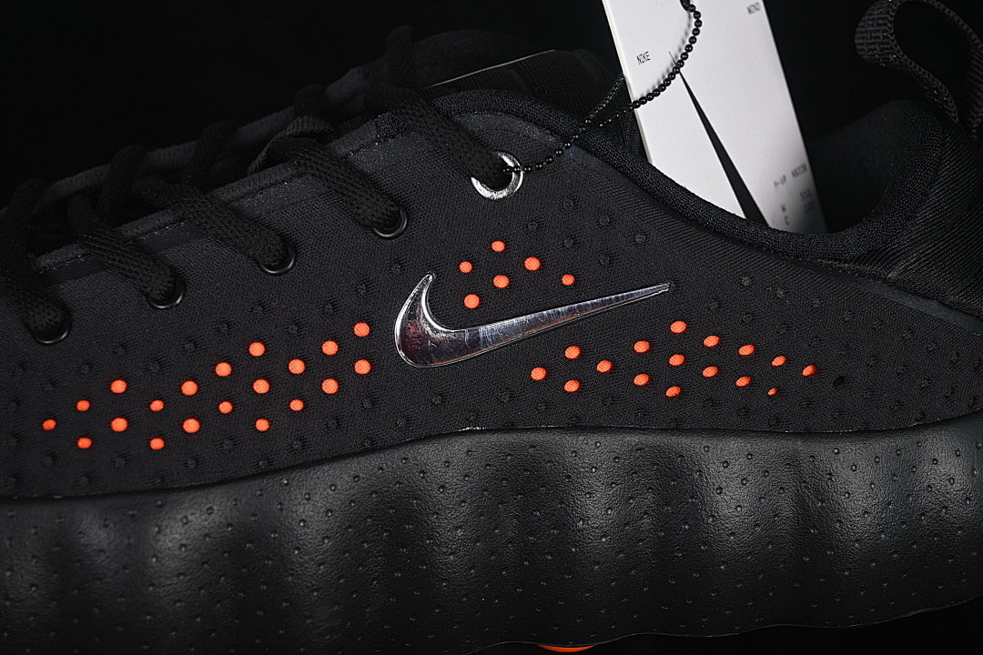 Nike Mind 002
