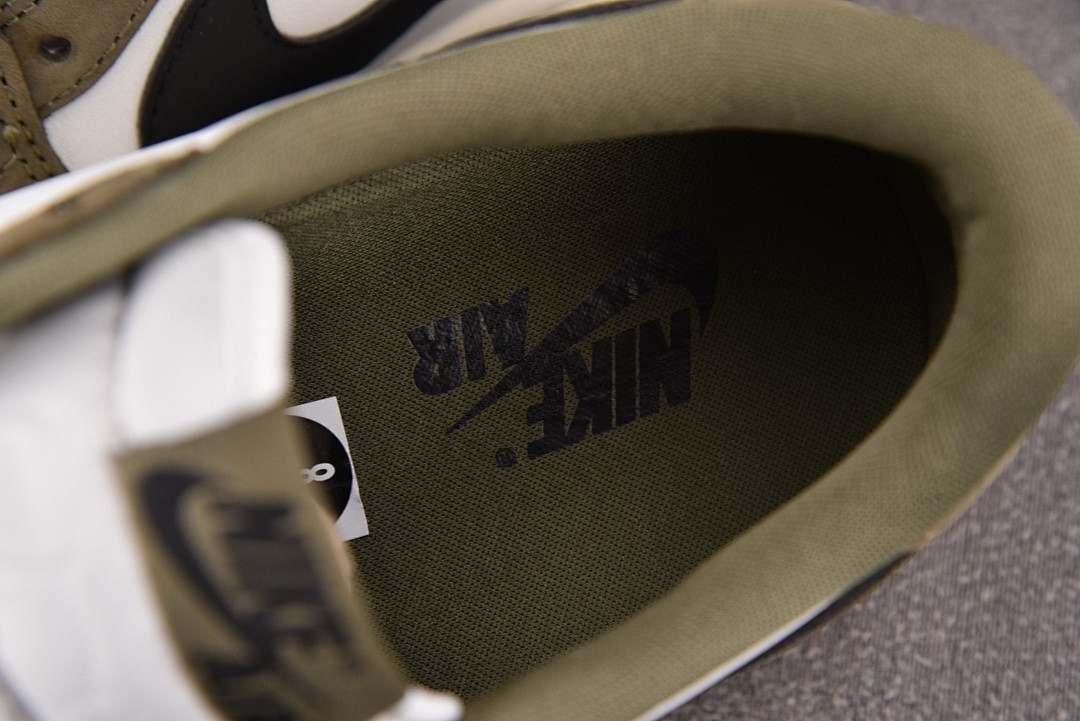 Air Jordan 1 Low OG Medium Olive HQ6998-200