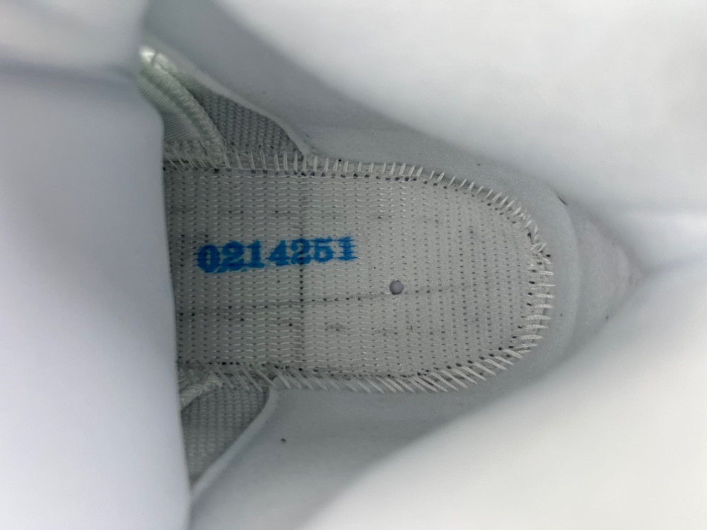 Air Jordan 5 White Metallic 2026 HQ7978-103