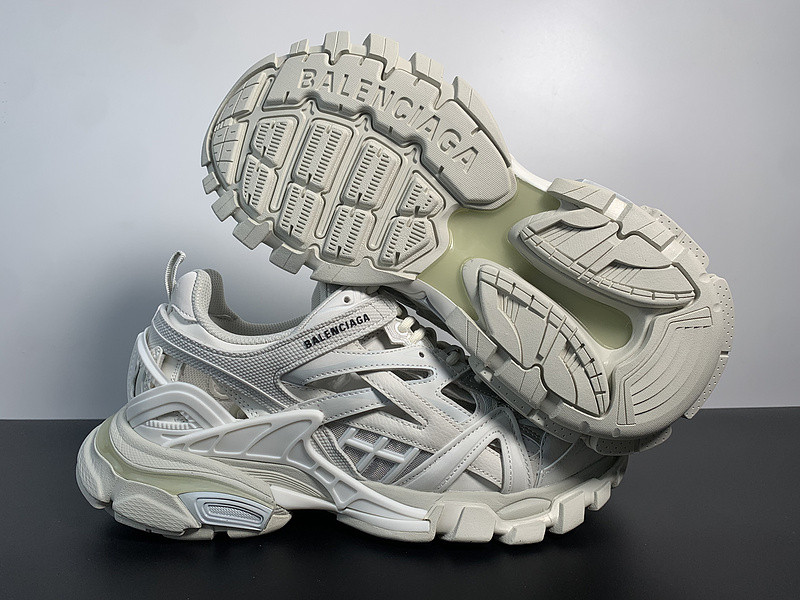 Ba*len*cia*ga track 2.0 568614 w2gn1 9000