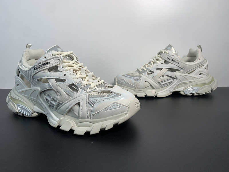 Ba*len*cia*ga track 2.0 568614 w2gn1 9000