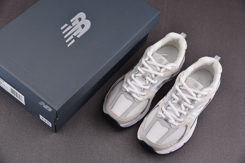 New Balance 530 Sea Salt - MR530CE