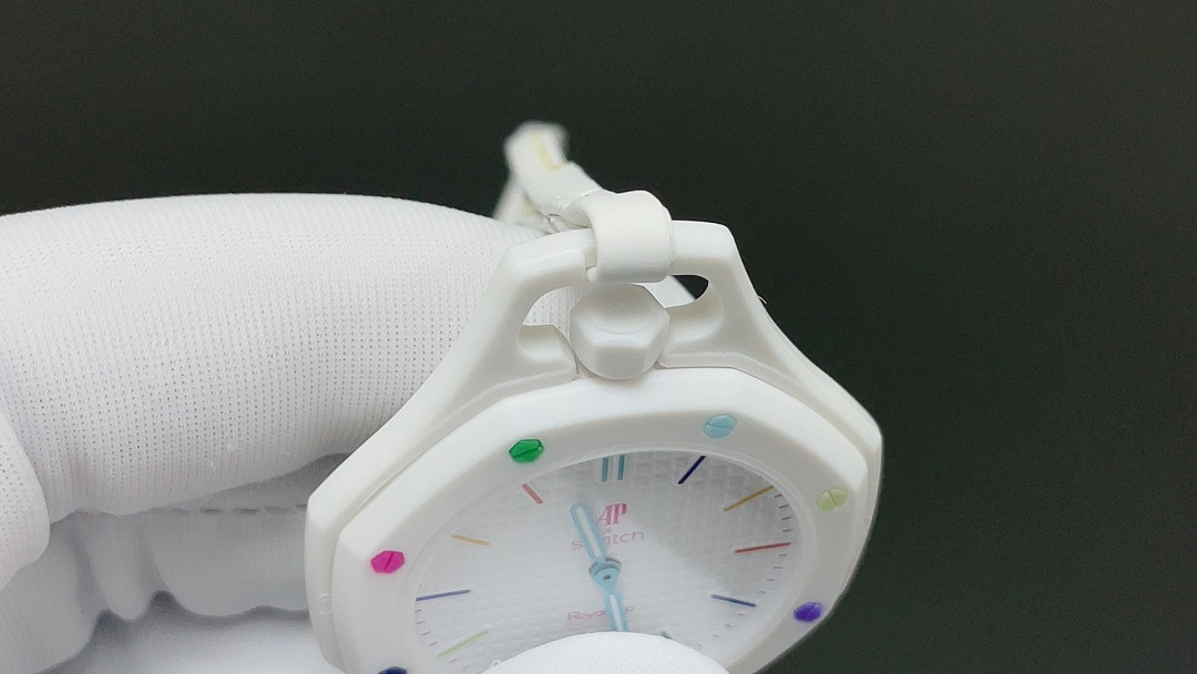 Swatch x Audemars P1g*et Royal Pop
