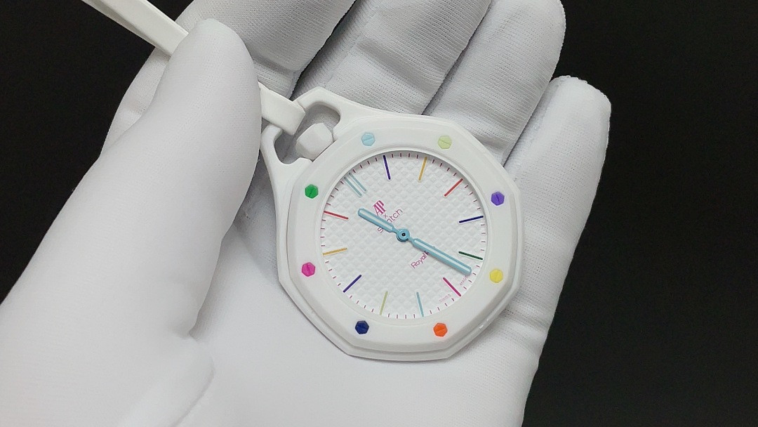 Swatch x Audemars P1g*et Royal Pop