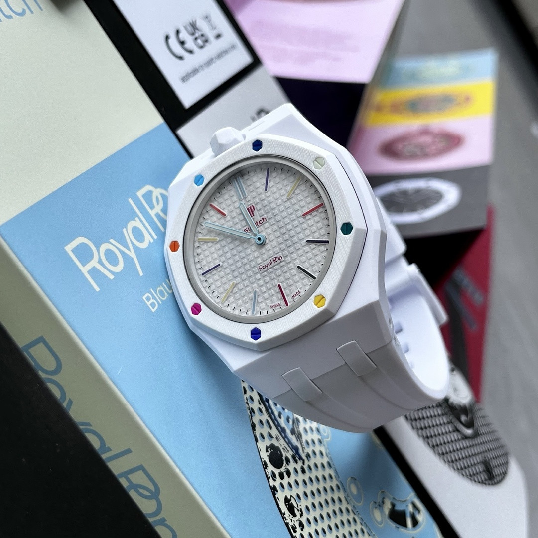 Swatch x Audemars P1g*et Royal Pop