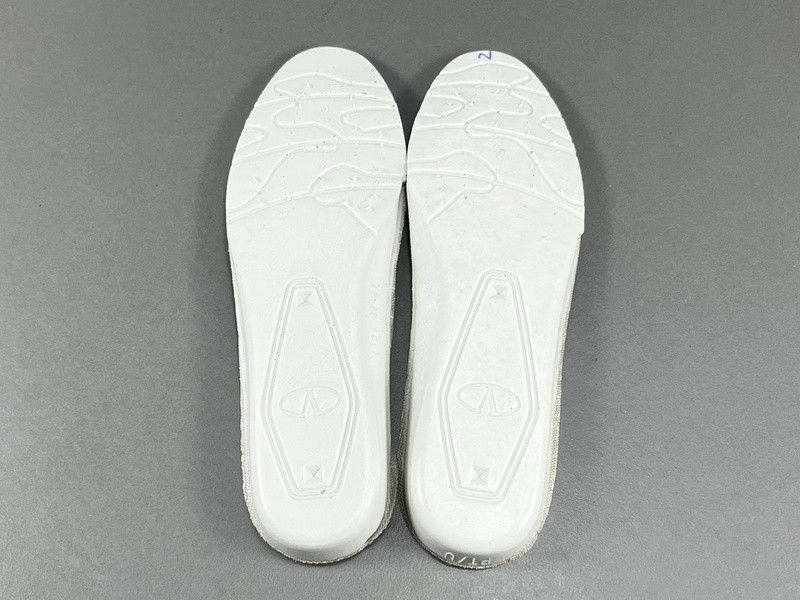 Va1e*ntin0 garavani totaloop