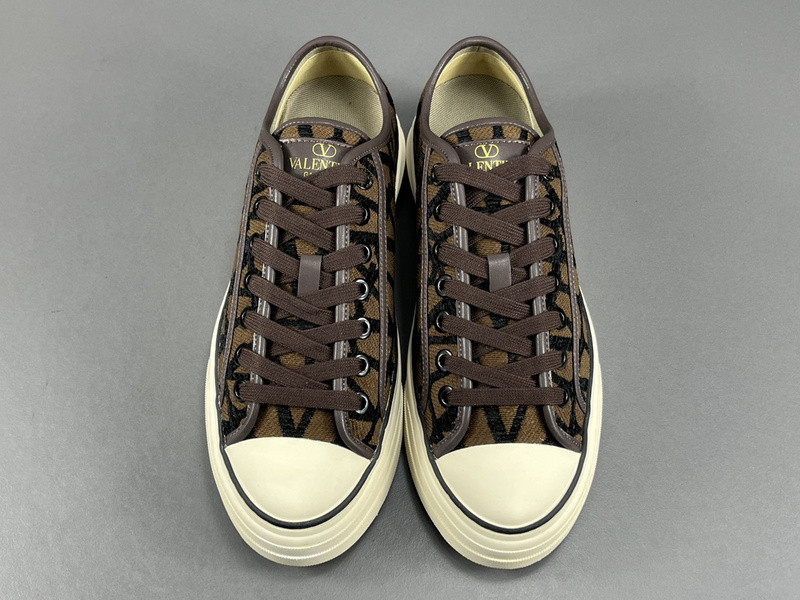 Va1e*ntin0 garavani totaloop