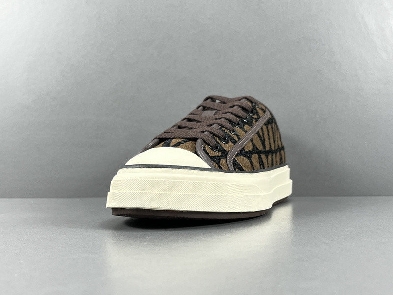 Va1e*ntin0 garavani totaloop