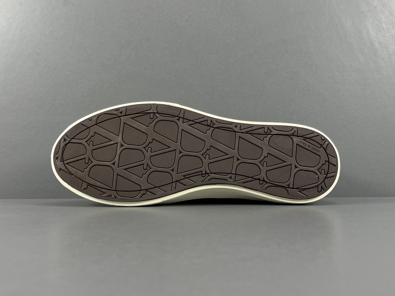 Va1e*ntin0 garavani totaloop